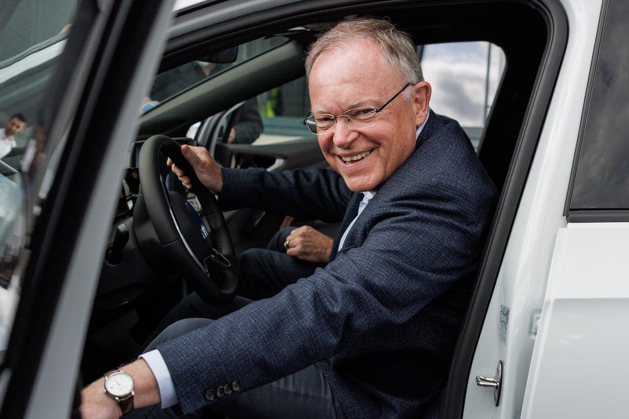 Cover Image for VW-Aufsichtsrat Stephan Weil: „Es spricht viel für ein Tempolimit“