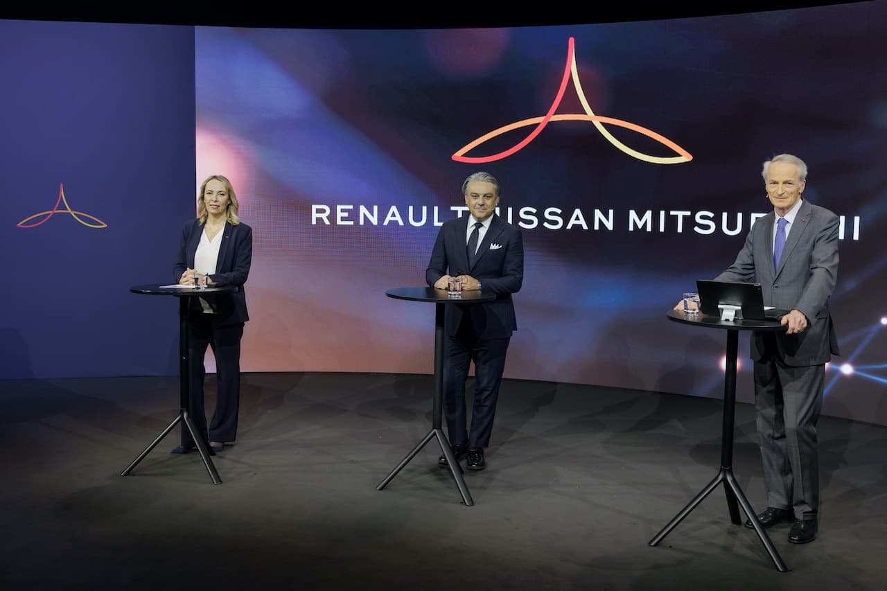 Cover Image for Renault Nissan Mitsubishi bauen E-Auto-Zusammenarbeit aus