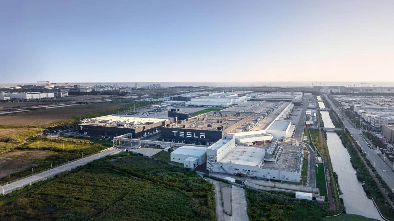 Cover Image for Tesla Gigafactory Mexiko wird nächste E-Auto-Generation fertigen