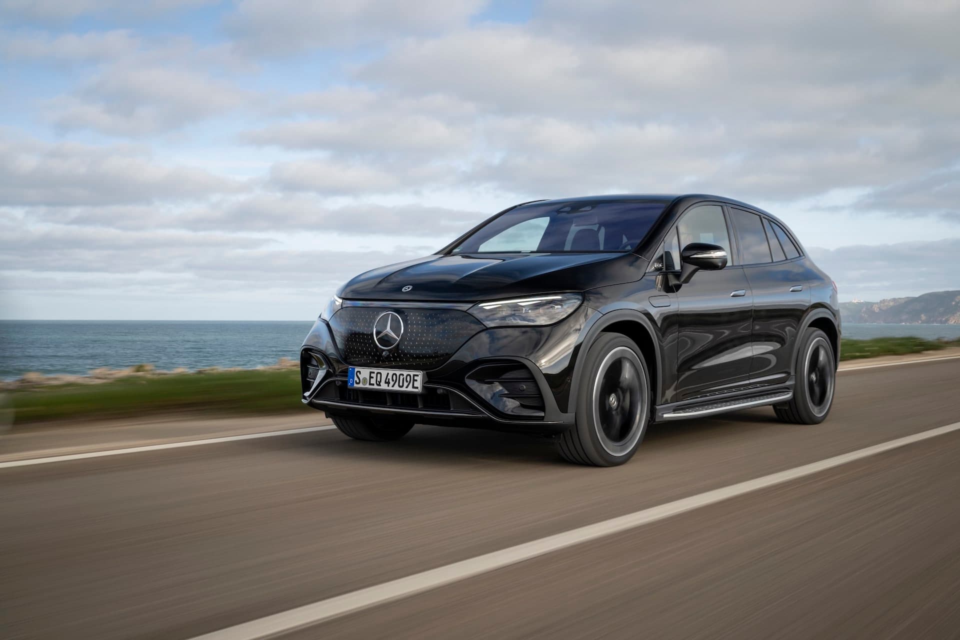 Cover Image for Dreier-Test: Mercedes EQE SUV gegen Tesla Model Y und Nio EL6