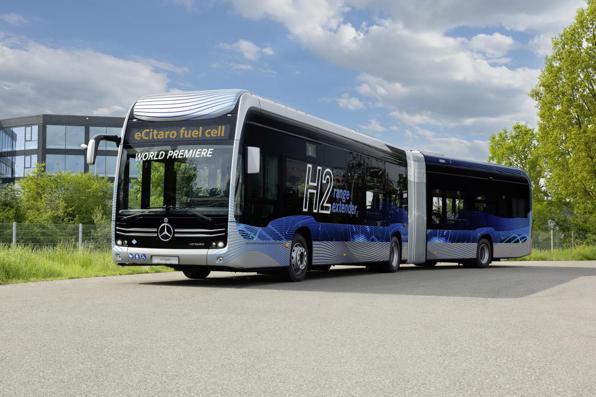 Cover Image for Mercedes-Benz eCitaro fuel cell startet in Serie