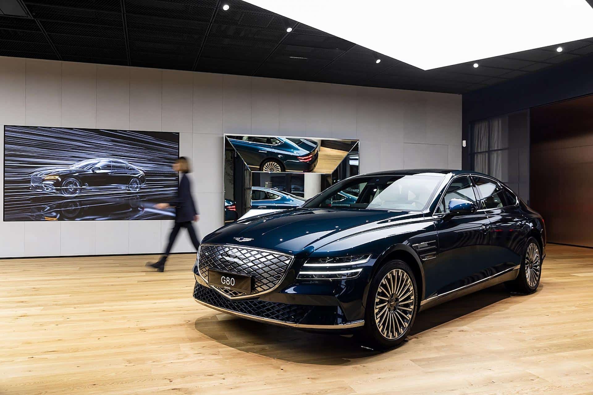 Cover Image for Elektromobilität und die Frage: Bleibt der Kunde König?
