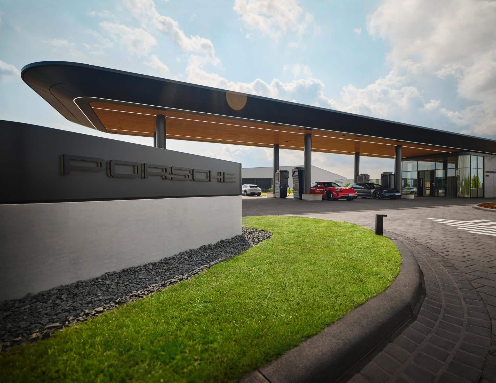 Cover Image for Porsche Charging Lounges: Luxus beim Laden