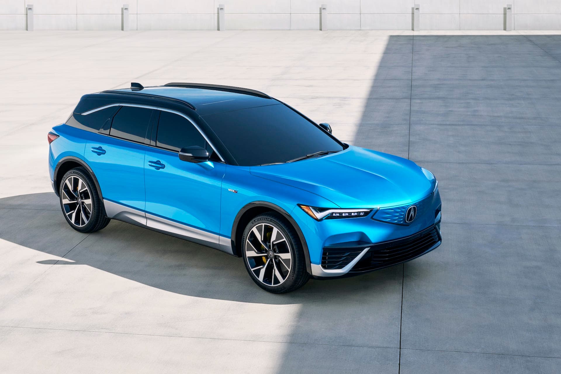 Cover Image for Acura zeigt Elektro-SUV ZDX für 2024
