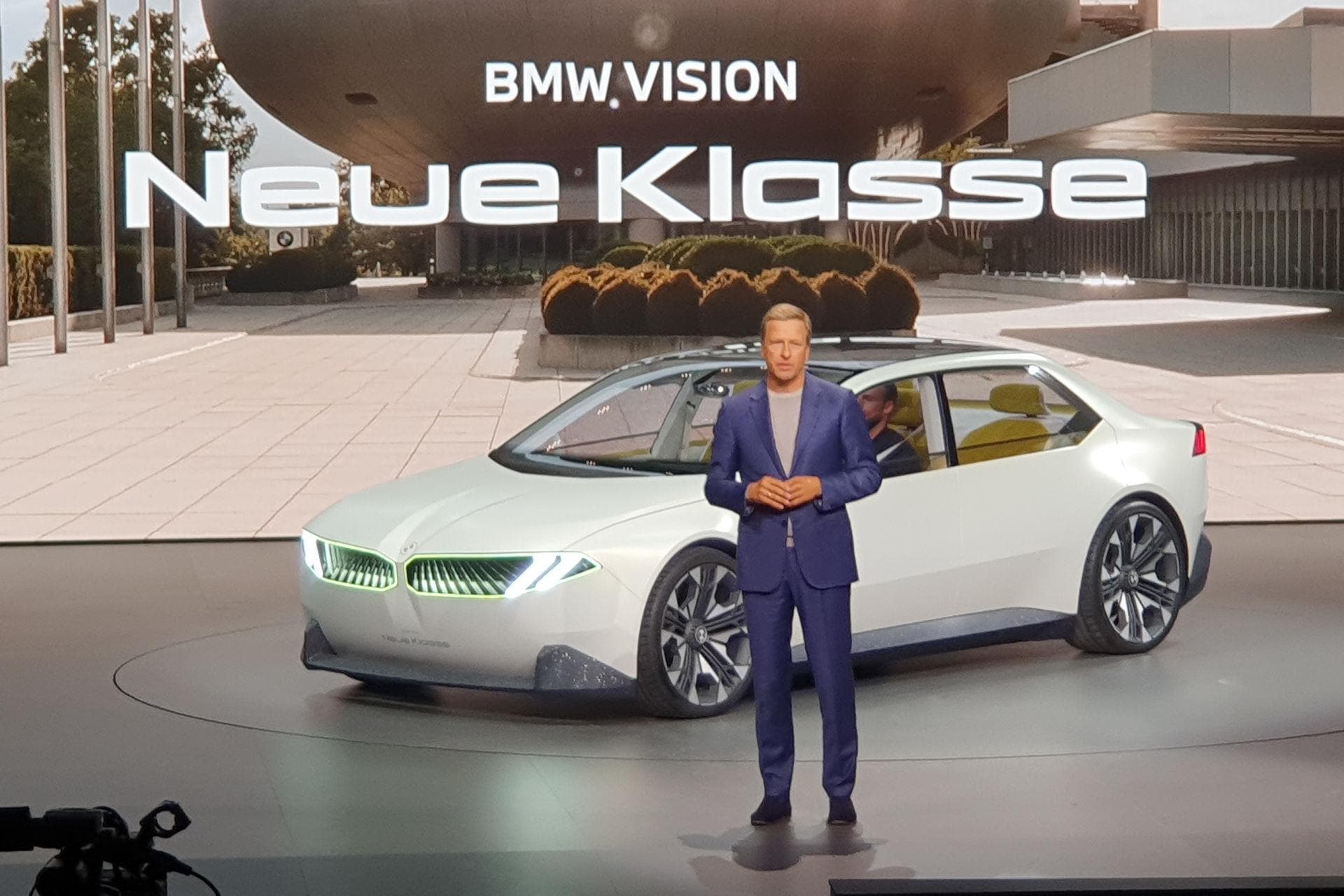 Cover Image for BMW Neue Klasse: Ja zu E-Autos – aber eben nicht nur