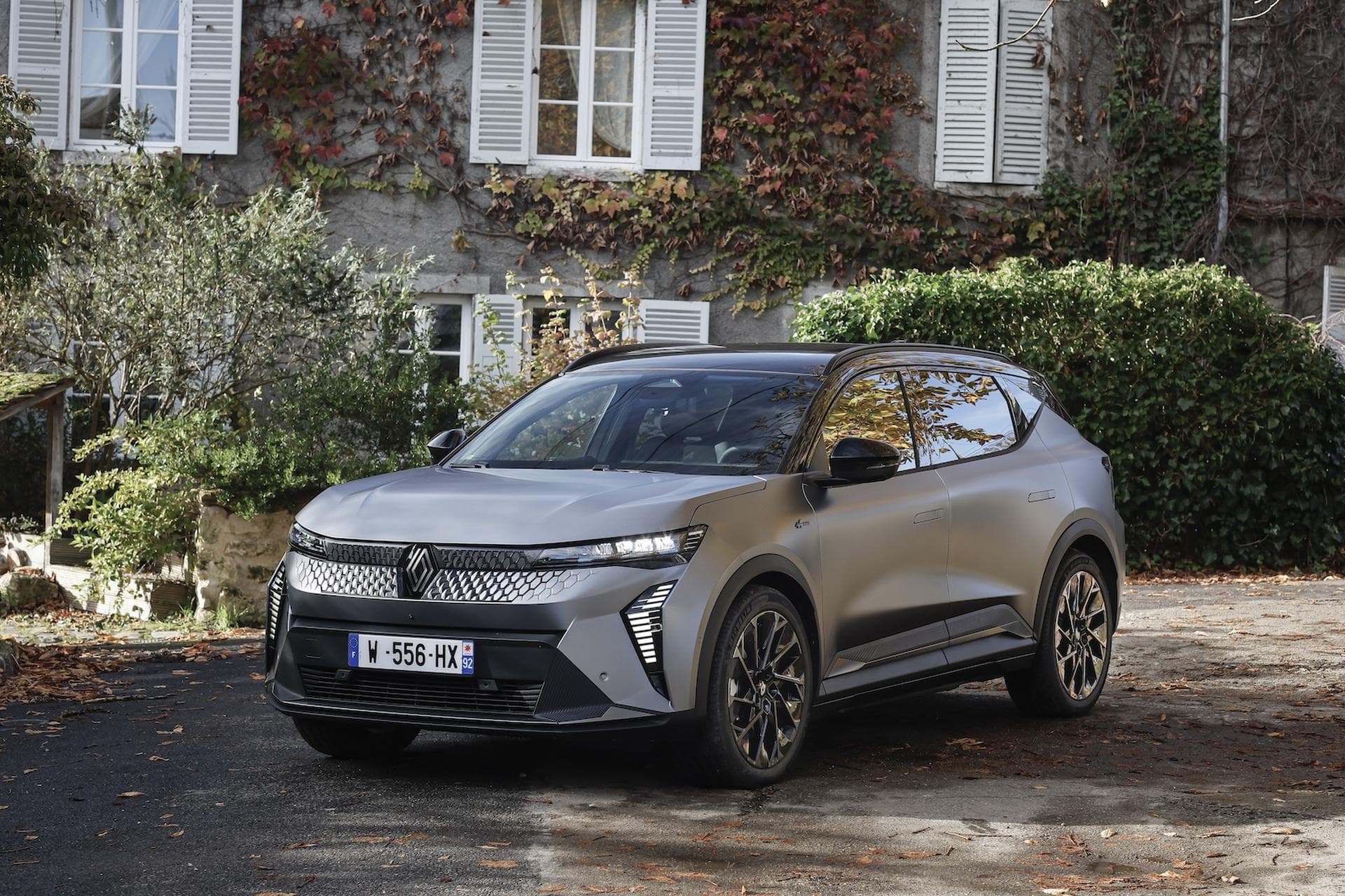 Cover Image for Fahrbericht: Renault Scénic Electric