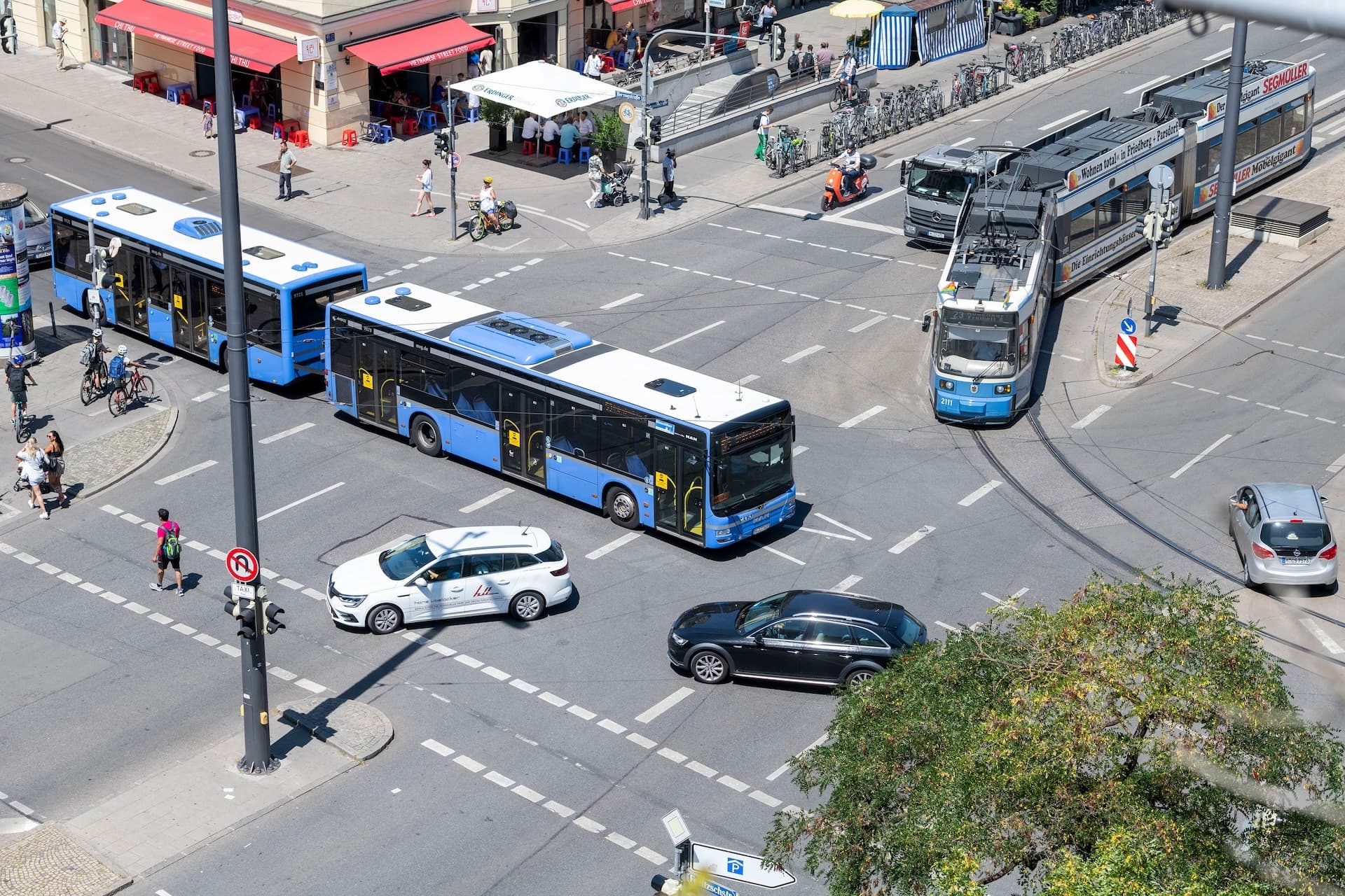 Cover Image for Mobilität in Städten: Unzufriedenheit bei Pkw-Fahrern am größten