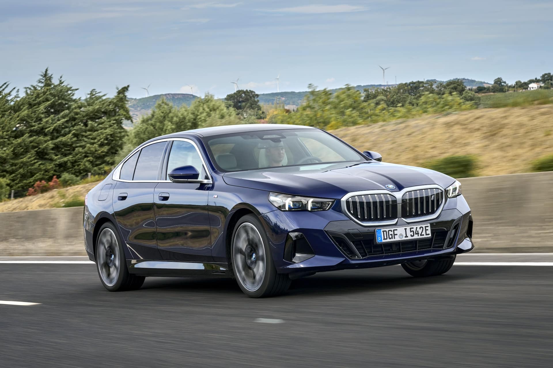 Cover Image for Duell der 5-Meter-E-Limousinen: BMW i5 gegen VW ID.7