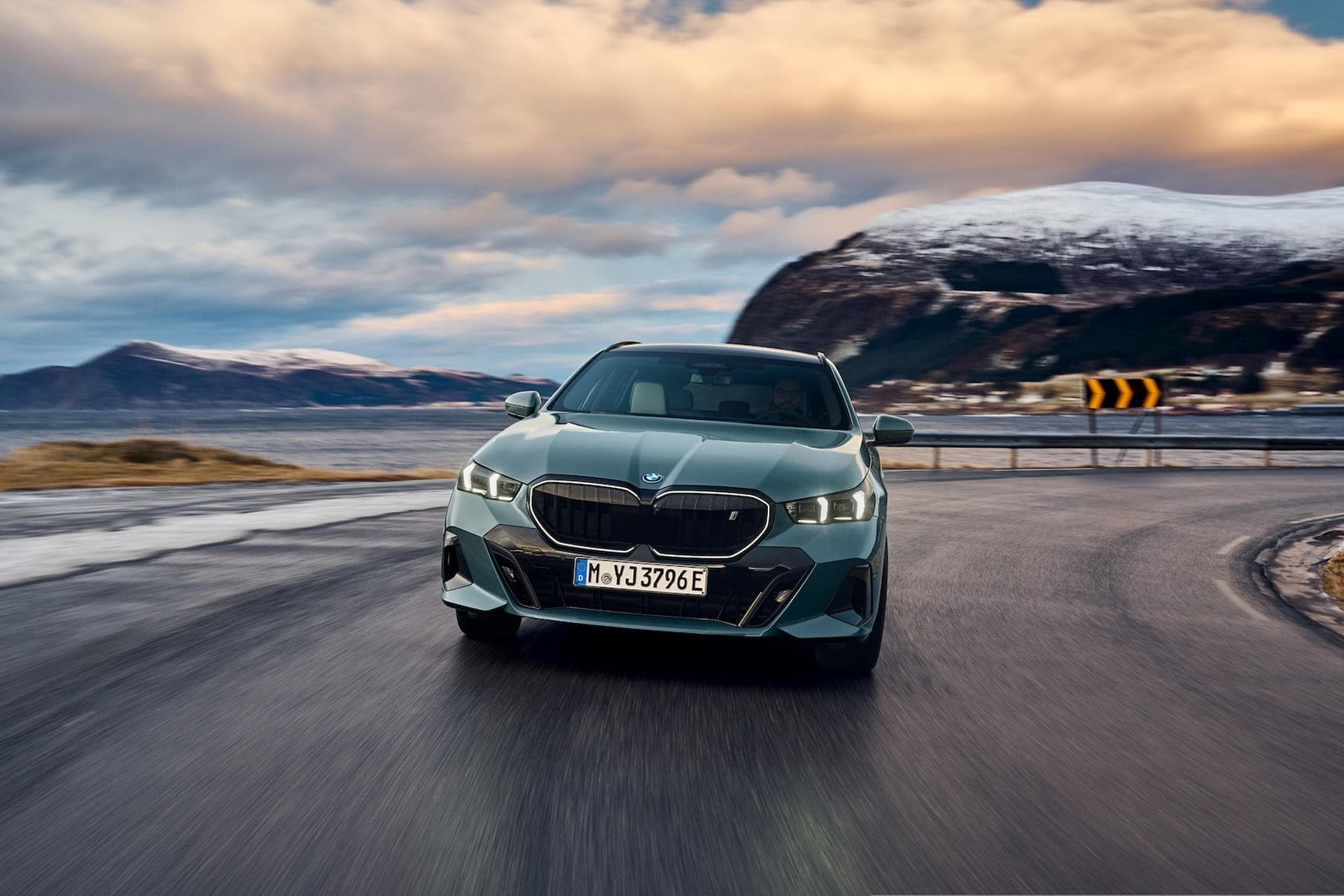 Cover Image for i5 Touring: Jetzt kommt der Elektro-Kombi von BMW