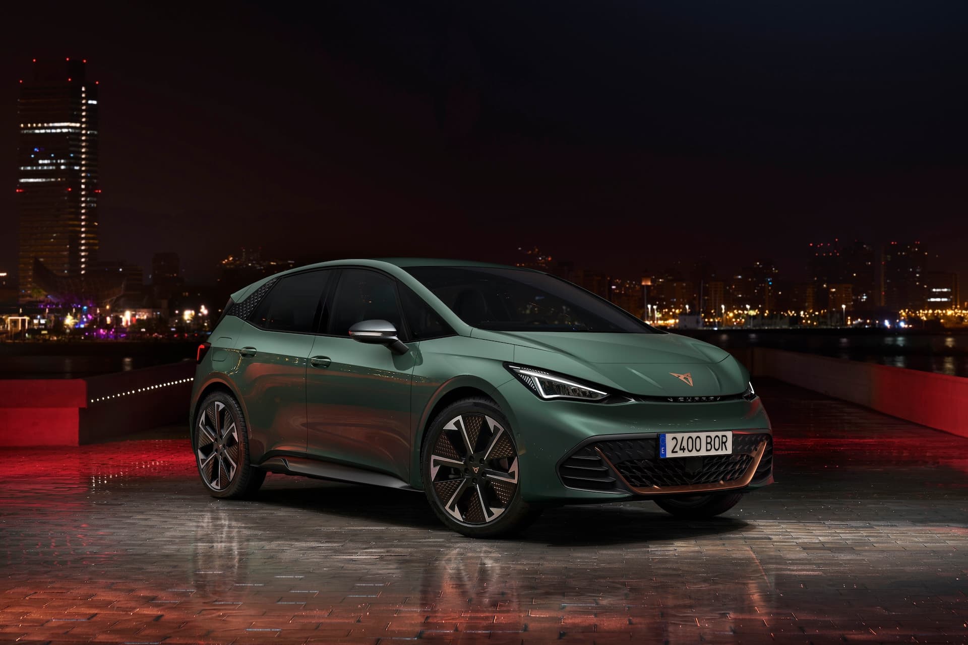 Cover Image for Diese 7 E-Autos sind laut britischer Fachpresse die besten
