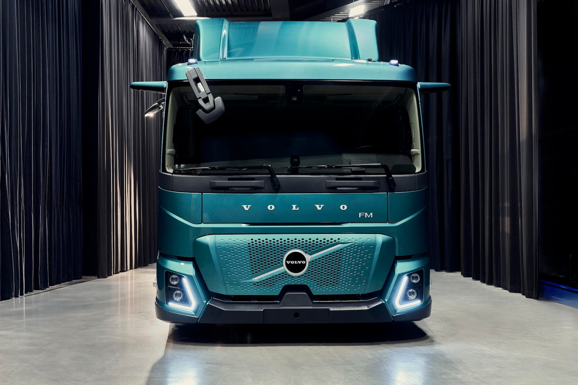 Cover Image for Volvo FM Low Entry kommt exklusiv als Elektro-Lkw
