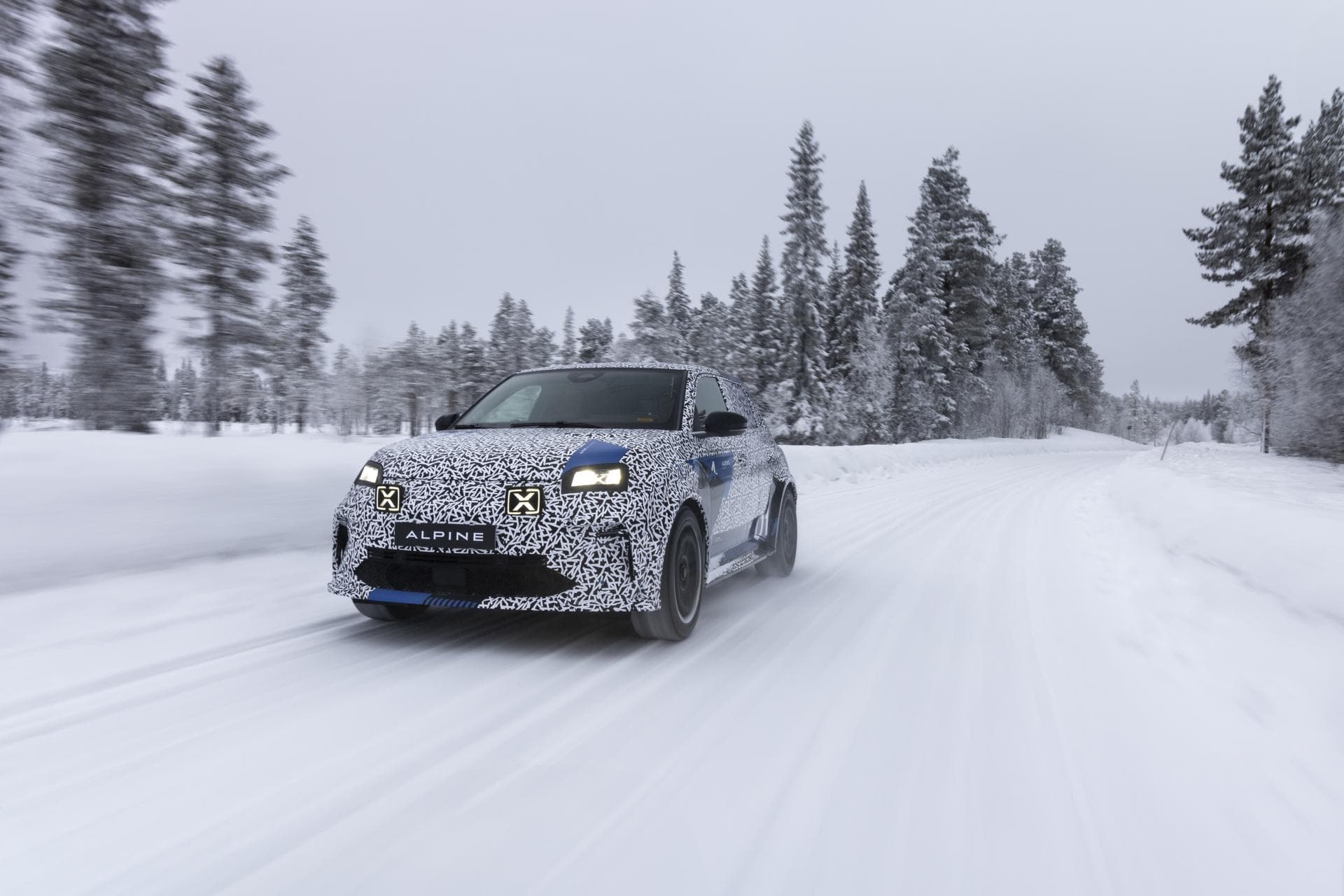 Cover Image for Alpine A290: Elektrischer Kompaktsportler kommt im Juni