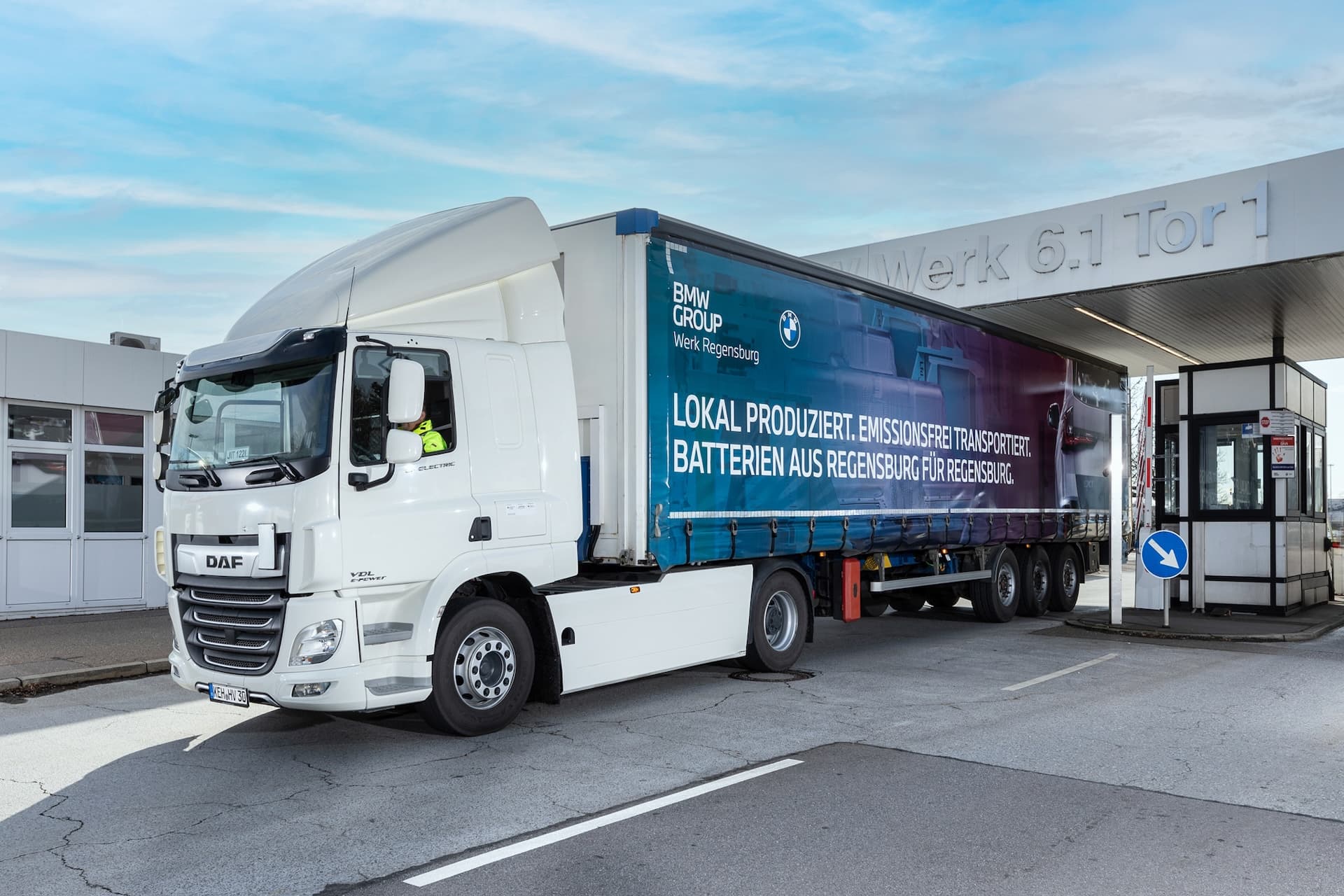 Cover Image for BMW-Werk Regensburg setzt auf E-Lkw im Werksverkehr