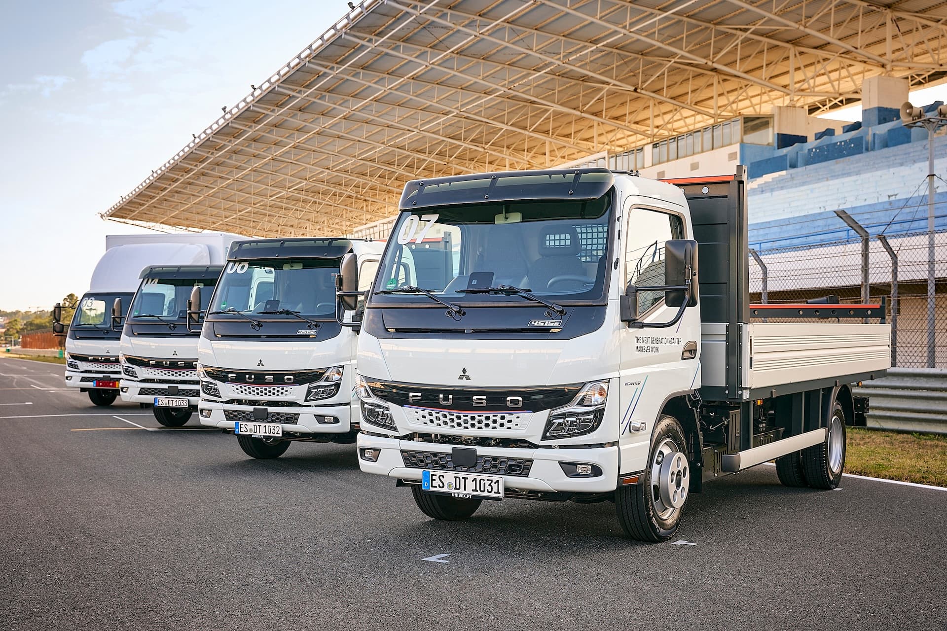 Cover Image for Daimler Truck bringt E-Lkw eCanter nach Indien