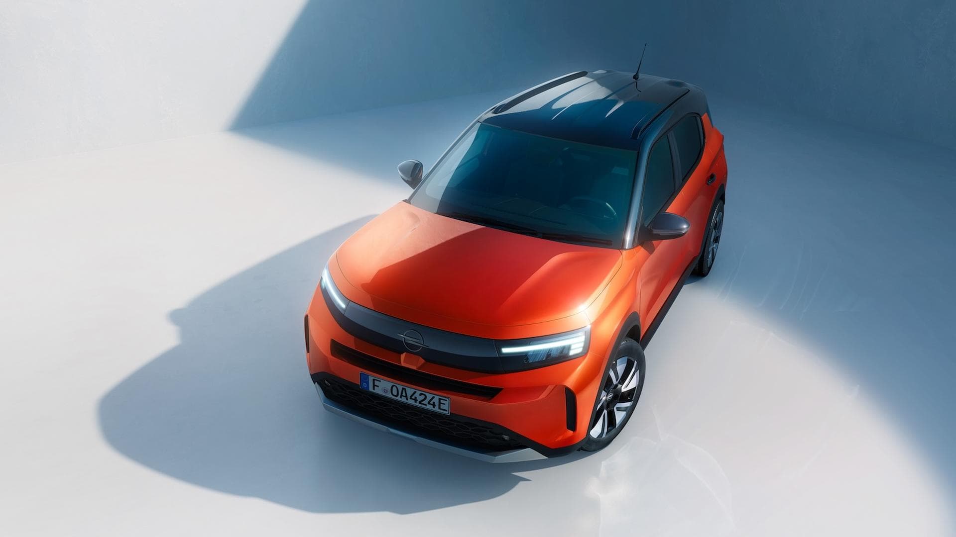 Cover Image for Elektrisch oder Hybrid: Opel zeigt den neuen Frontera