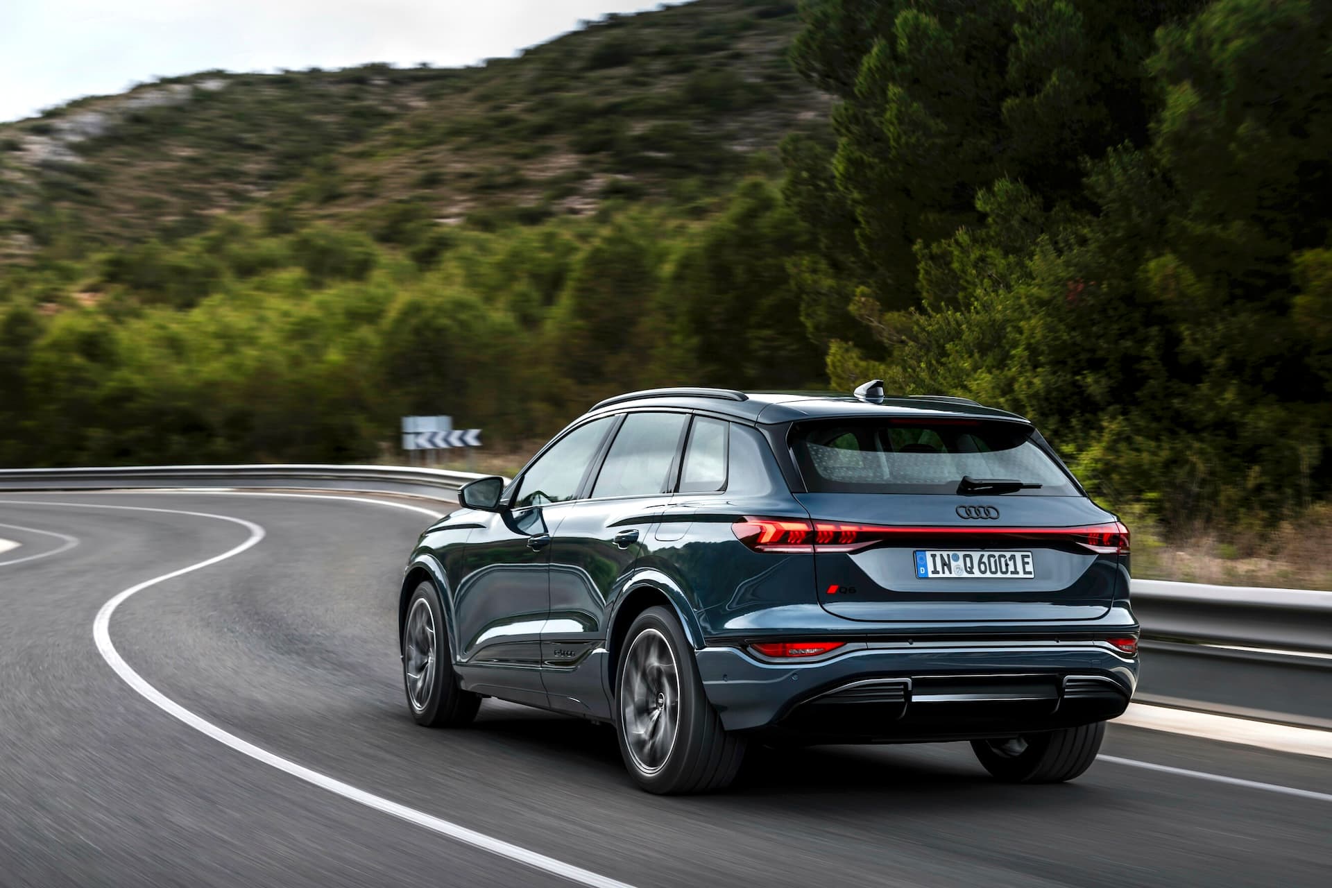 Cover Image for Audi mit Verbrennern im Minus, mit E-Autos im Plus