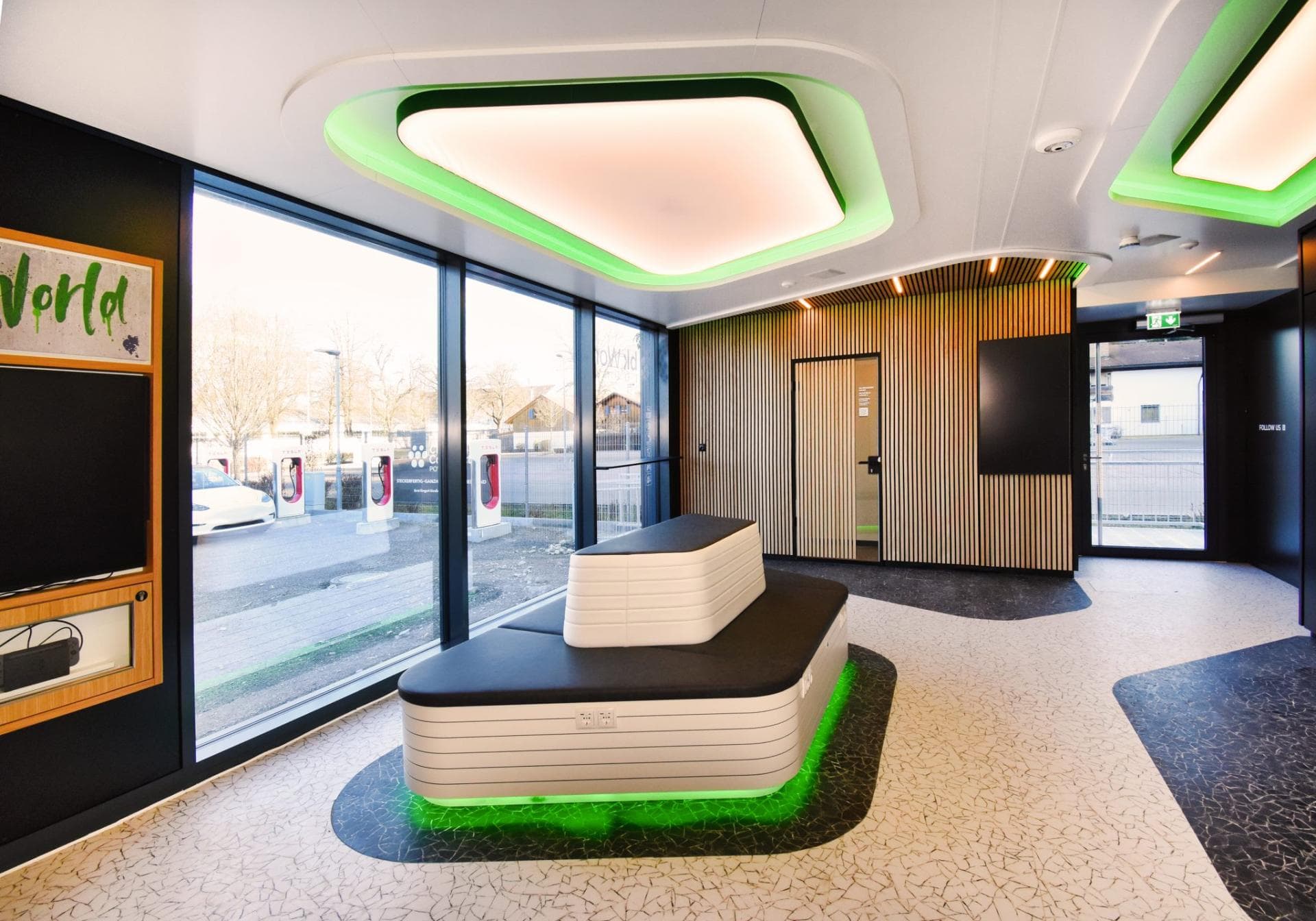 Cover Image for BK World Lounges: Ladezeit ist so viel mehr als Wartezeit