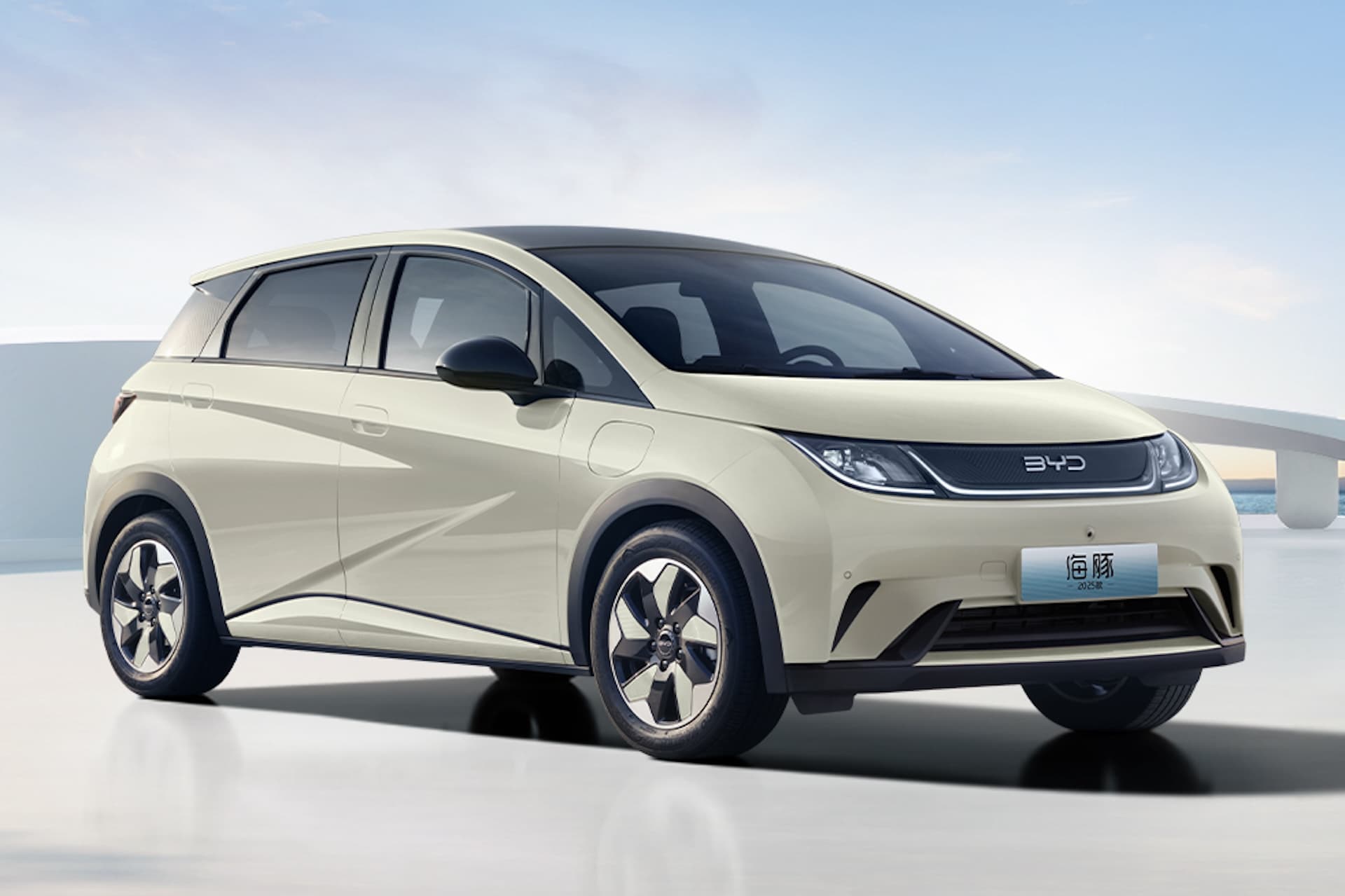 Cover Image for Neuer BYD Dolphin vorgestellt: Mehr Reichweite, gleicher Preis