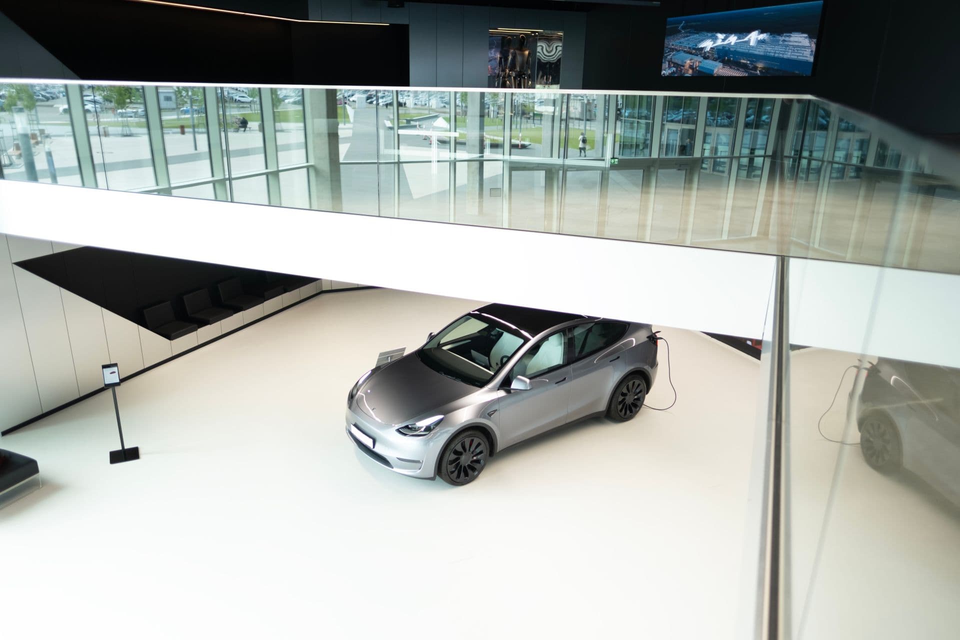 Cover Image for Diese 7 E-Autos waren 2024 in Europa am beliebtesten