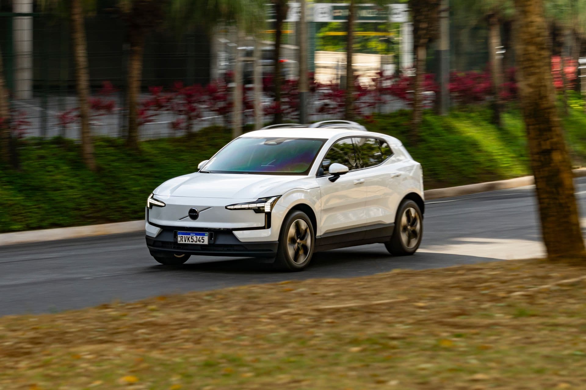 Cover Image for Handelsstreit bremst Volvo EX30-Verkäufe in Europa