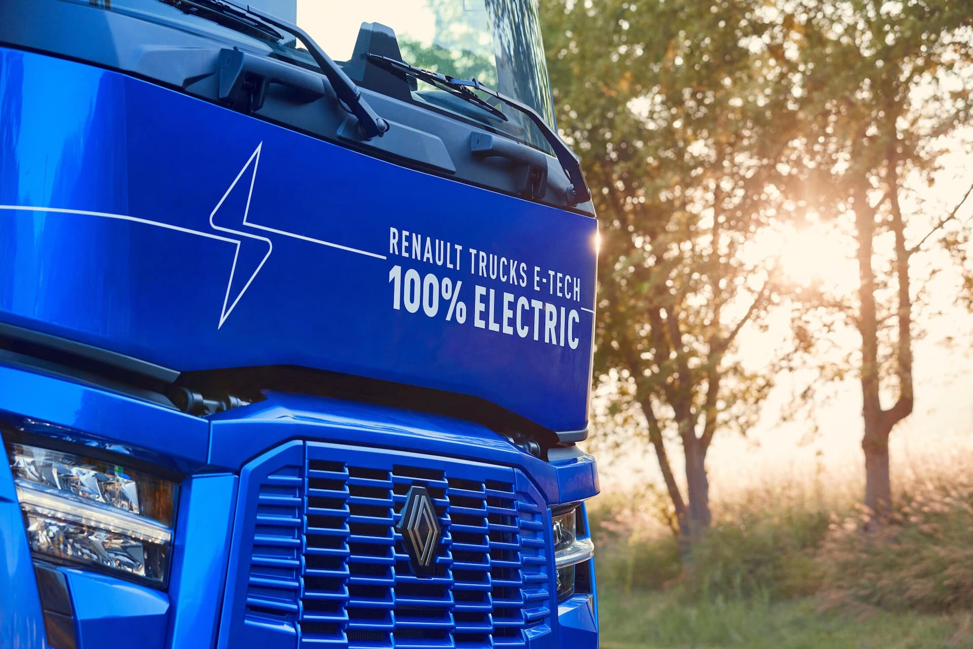 Cover Image for IAA: eTruckathon will Praxistauglichkeit von Elektro-Lkw beweisen