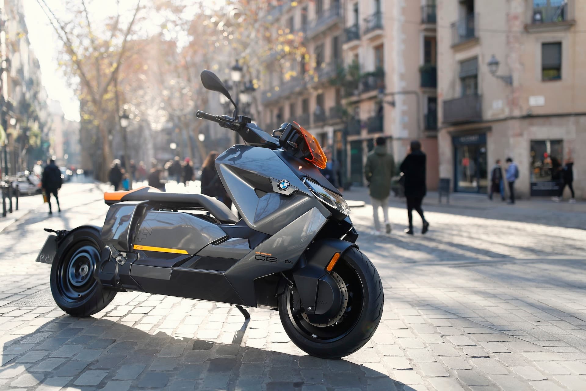 Cover Image for BMW CE 04: Auf die kalte Tour