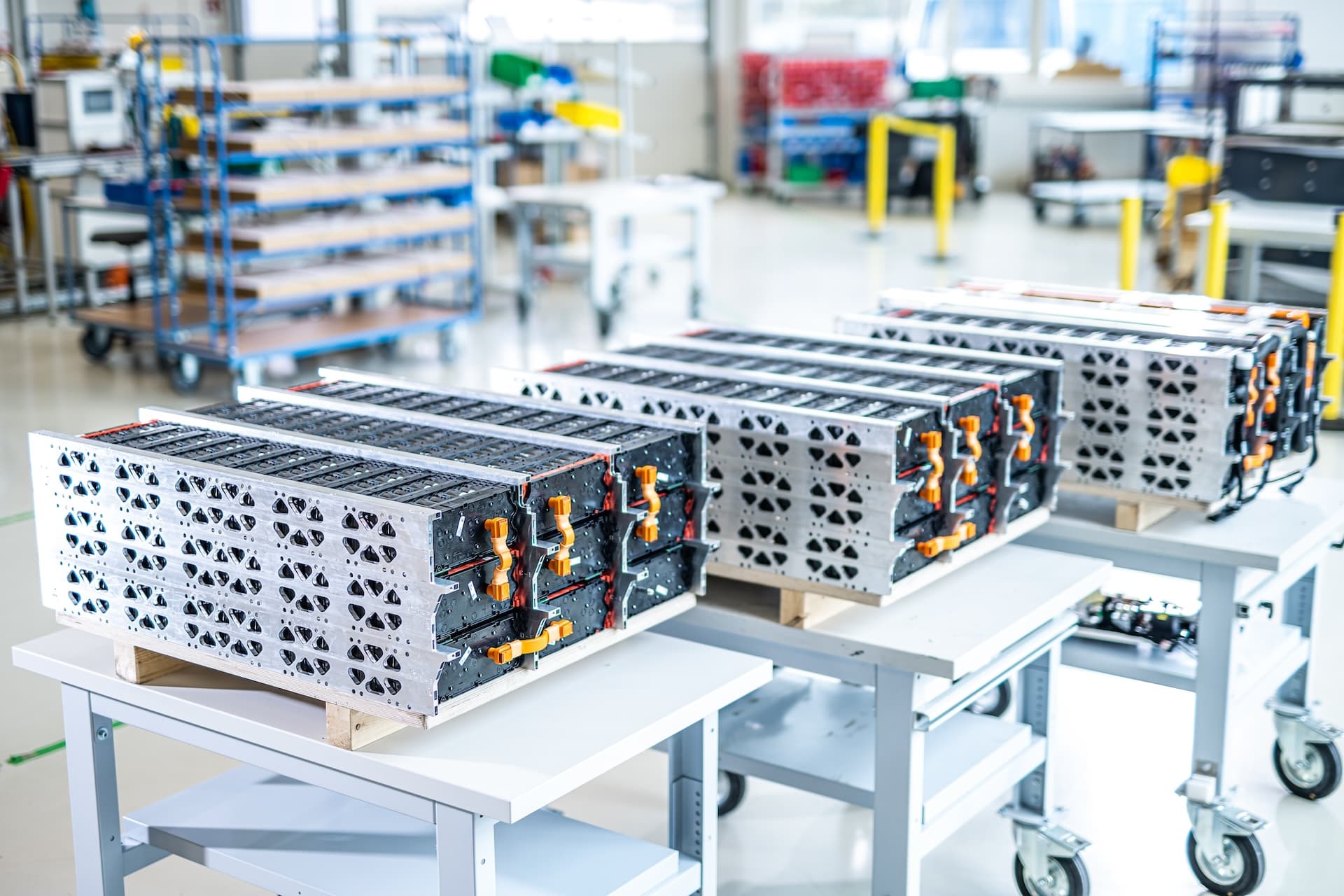 Cover Image for Kreislaufwirtschaft: Nur die transparente Batterie wird grün