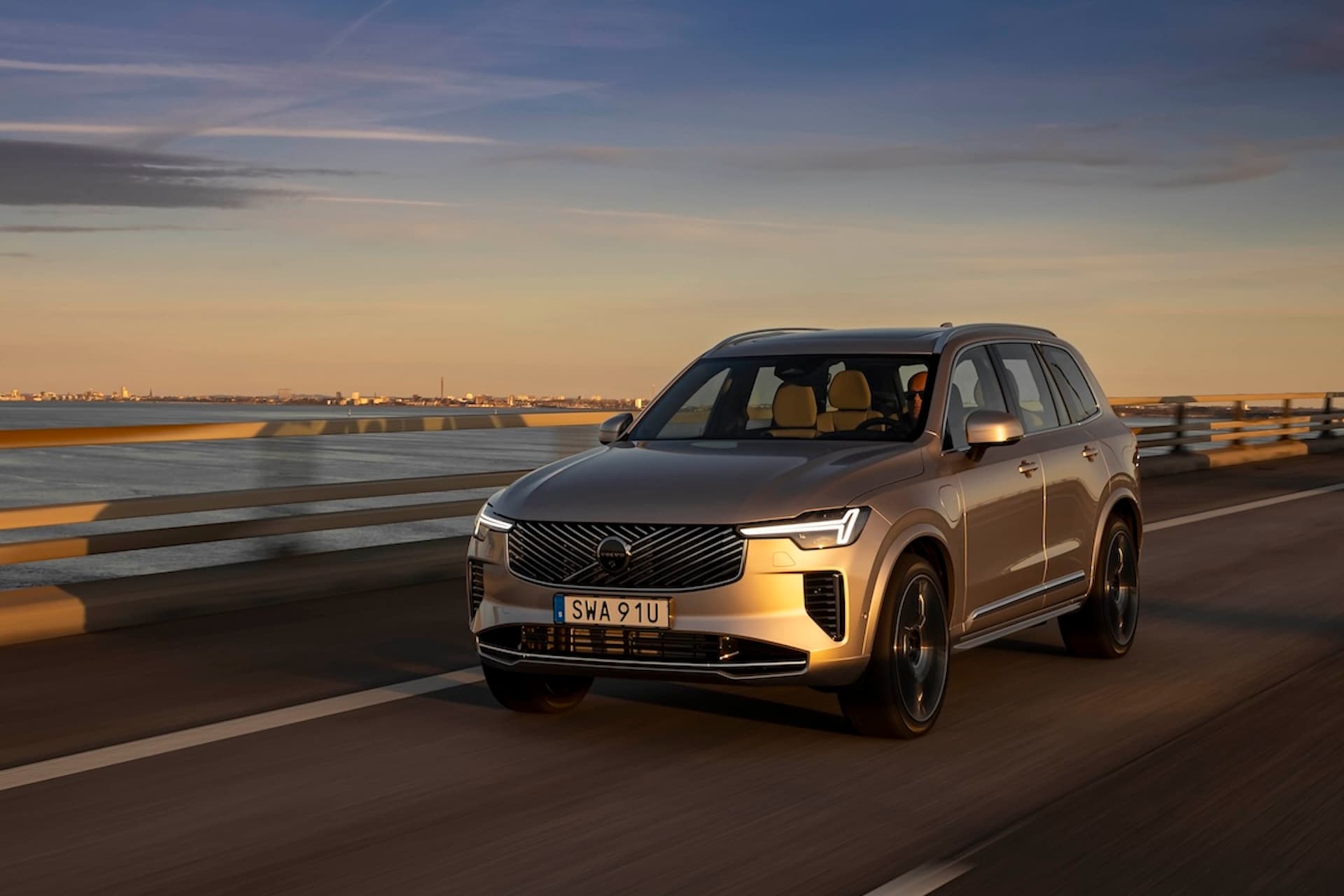 Cover Image for Volvo XC90 Plug-in-Hybrid: Die Zukunft muss warten