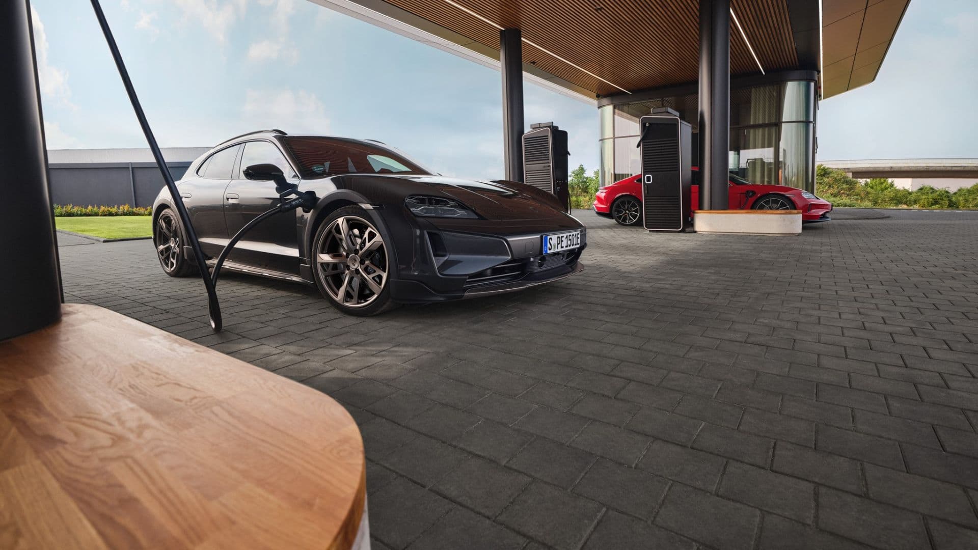 Cover Image for Porsches Elektroziele: Nur eine Vision ohne Erfolg?