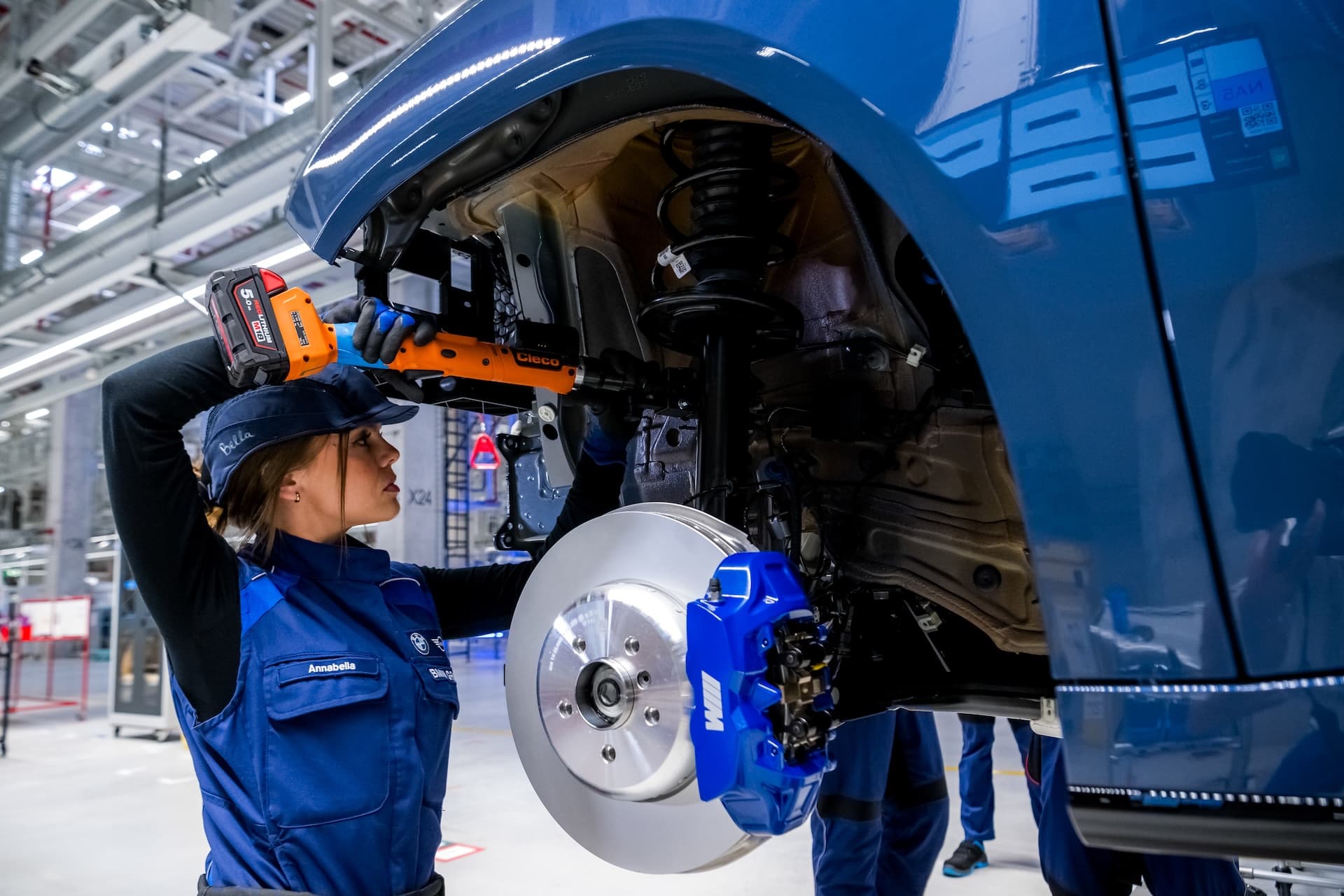 Cover Image for Wie BMW in Debrecen den neuen iX3 baut