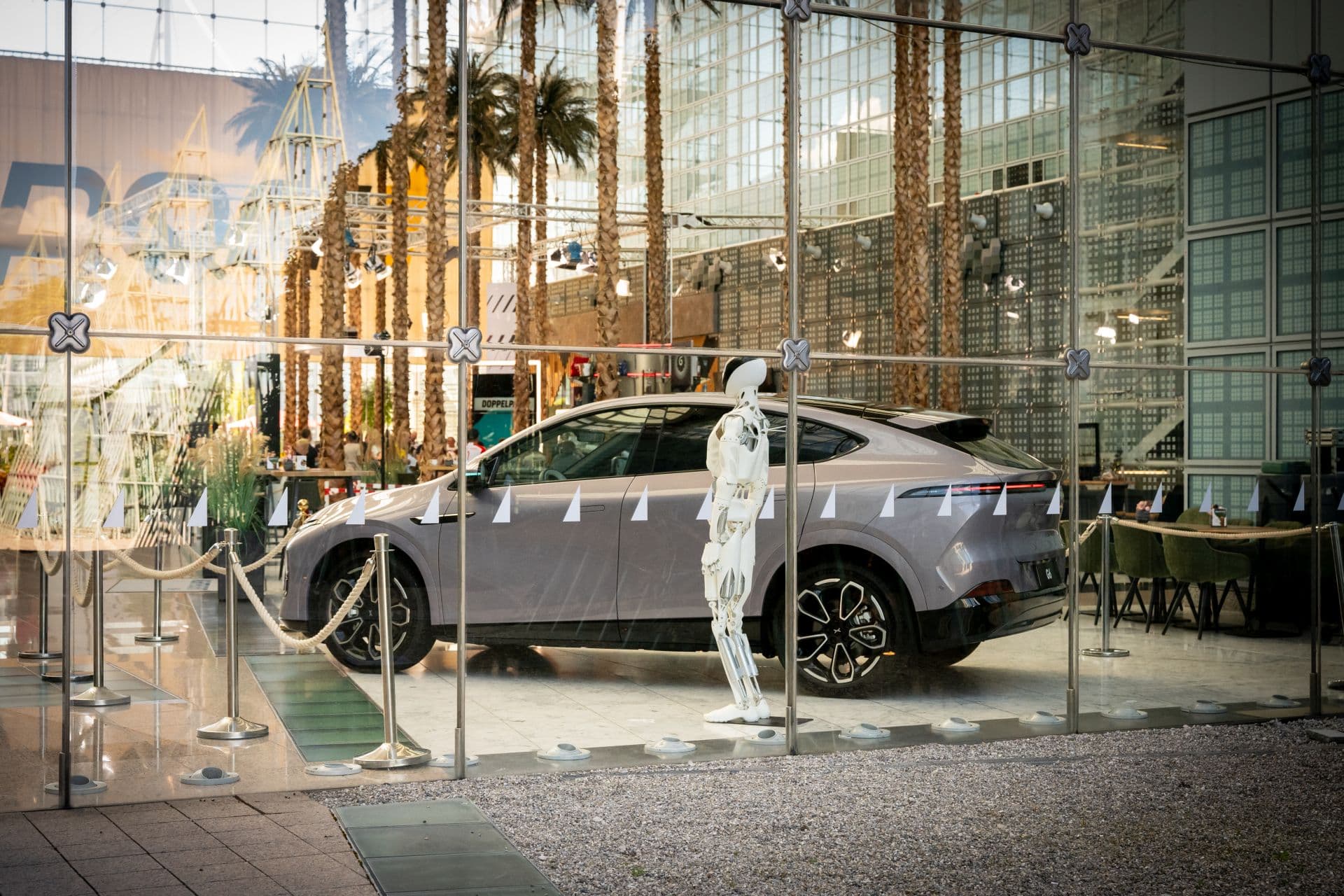 Cover Image for Mehr als Autos: Xpeng will Europas Herzen erobern