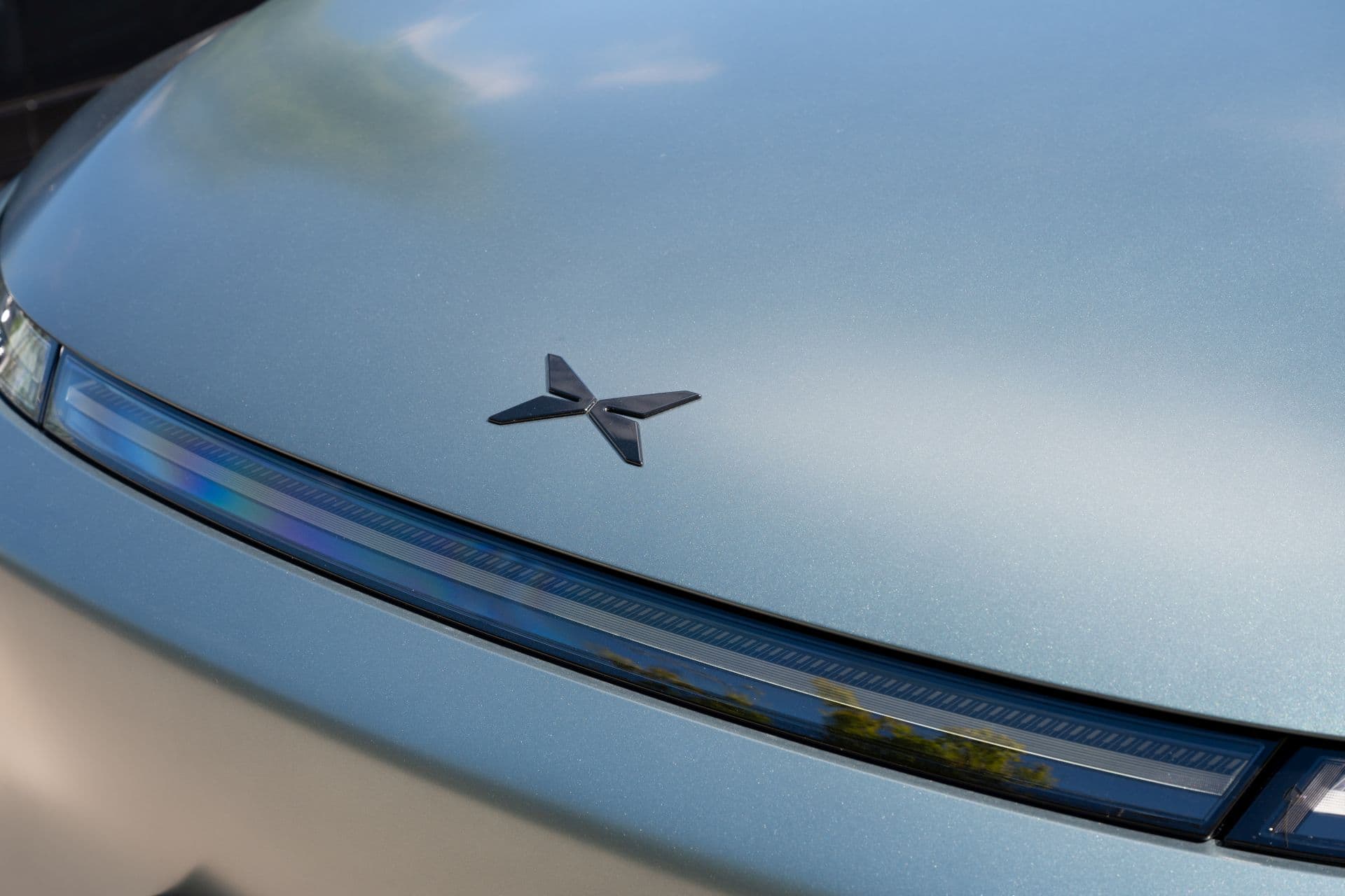 Cover Image for Diese 7 E-Autos mit LFP-Akku laden am schnellsten