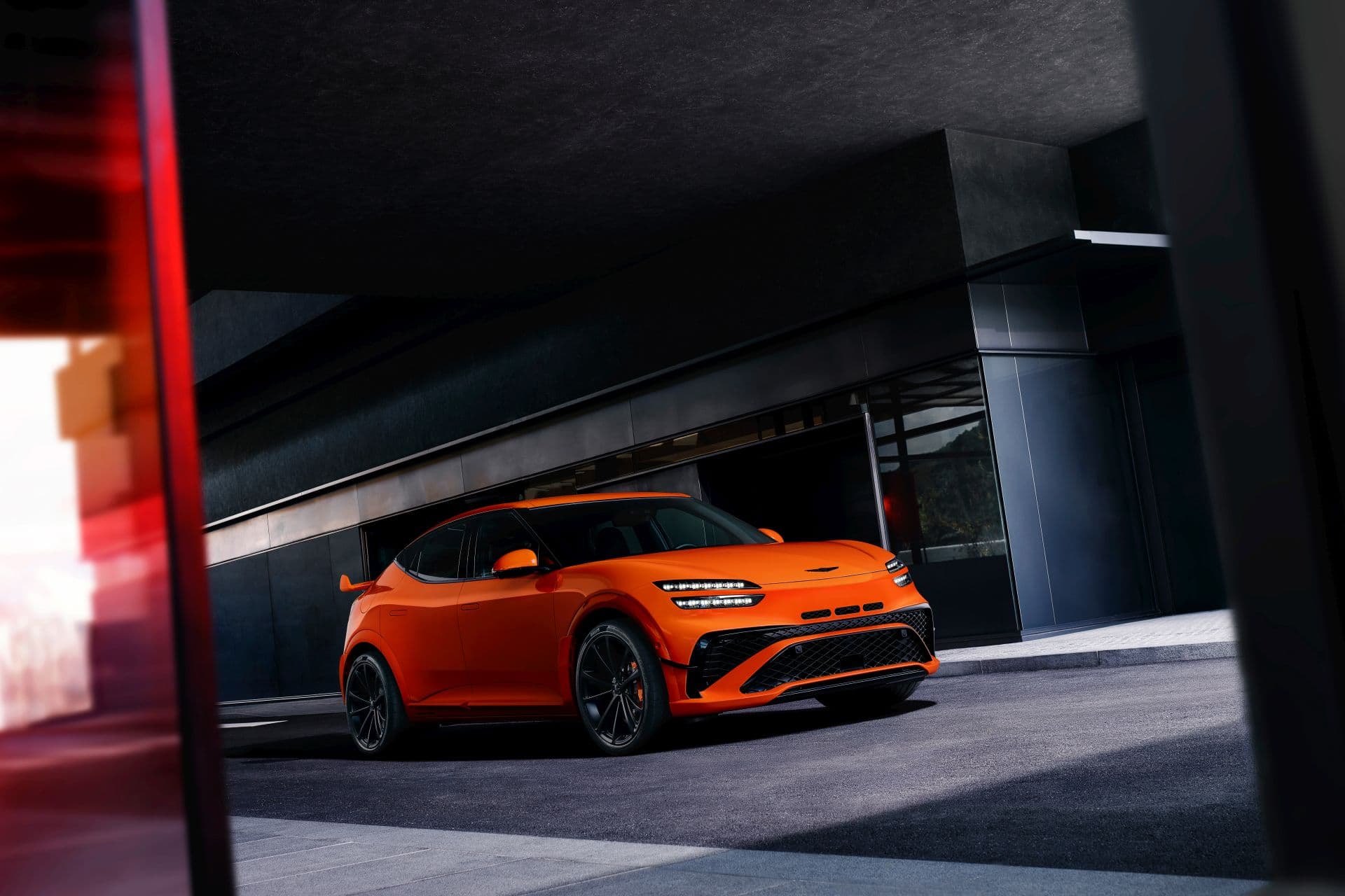 Cover Image for Genesis bringt den GV60 Magma 2026 auf die Straße