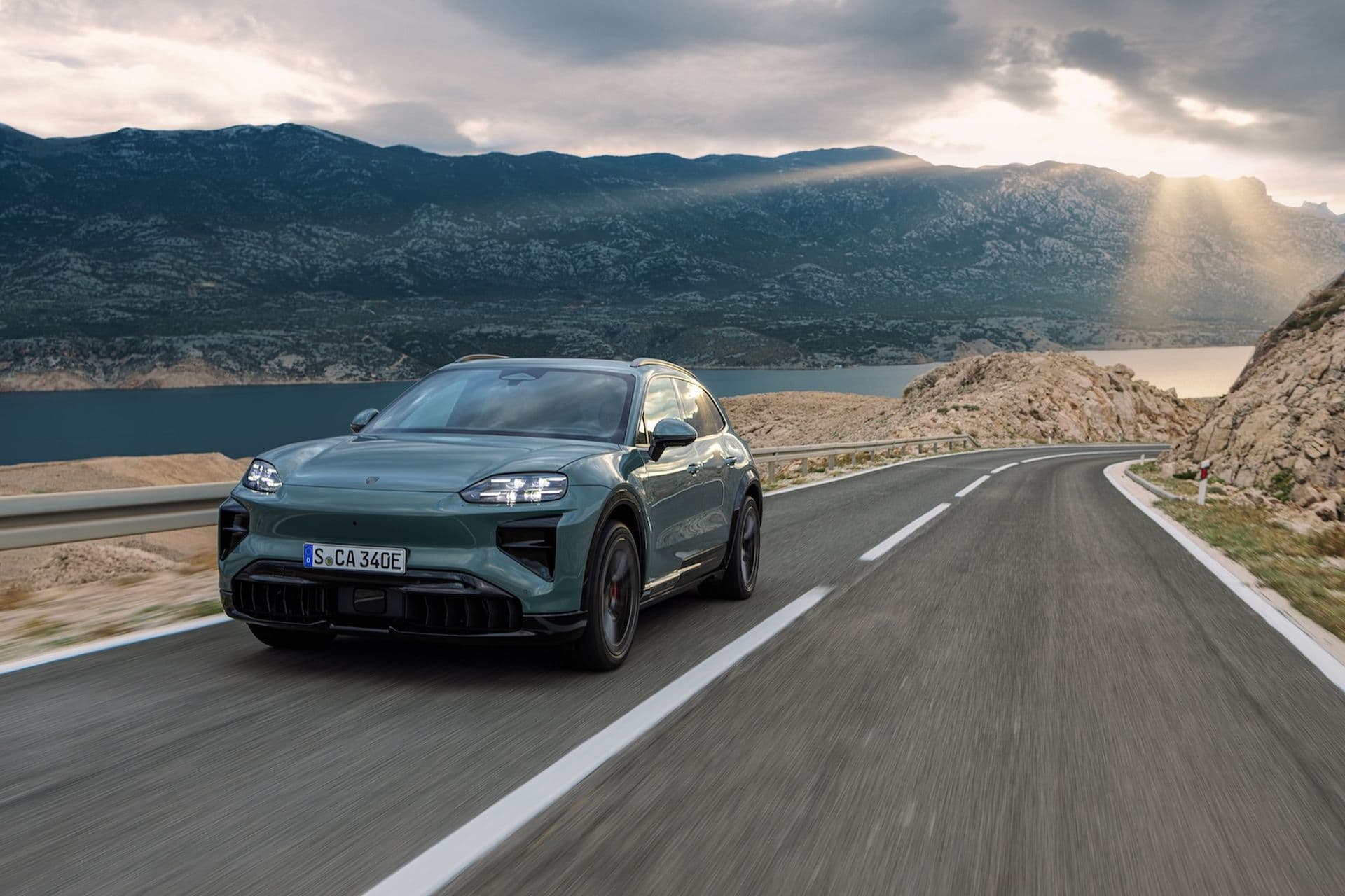 Cover Image for Wie Porsche mit dem Cayenne Electric die Latte höher legt