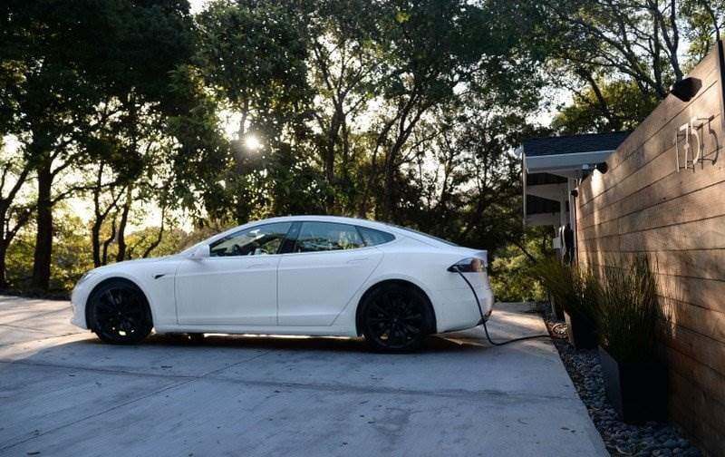 Cover Image for Tesla Model S nach 400.000 Kilometer noch 93% Akkukapazität