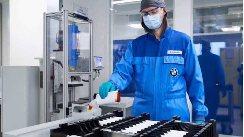 Cover Image for BMW Group investiert 200 Millionen Euro in Kompetenzzentrum Batteriezelle