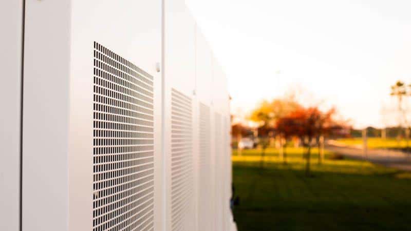 Cover Image for Vom Tesla-Akku zum DIY-Solarstromspeicher in bewegten Bildern…