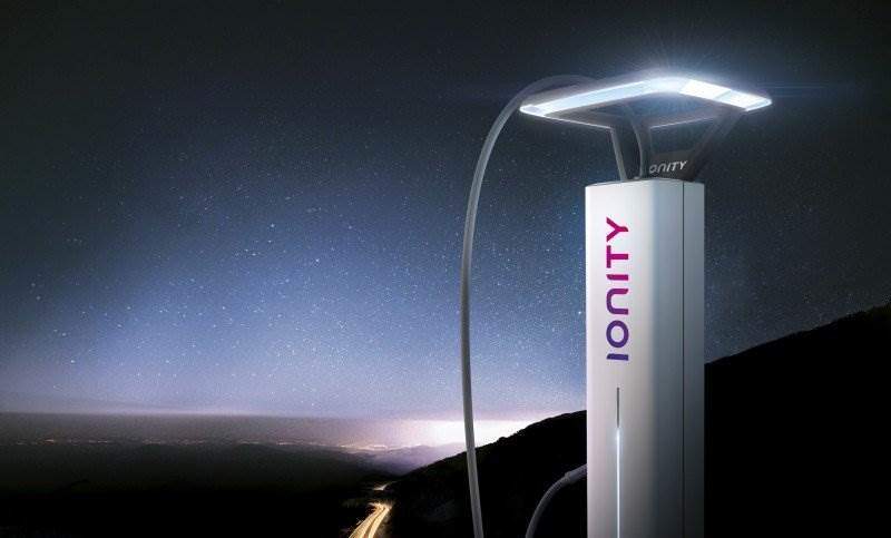 Cover Image for IAA: Ionity stellt neue HPC-Ladesäule vor und begrüßt neuen Shareholder Hyundai
