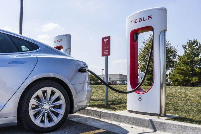Cover Image for Tesla: Elektroauto-Ladenetzwerk Supercharger wächst und wächst und wächst…