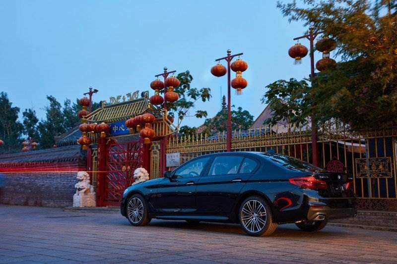 Cover Image for BMW legt Grundlage in Tixie, China um bis zu 100 Prozent elektrische Fahrzeuge zu produzieren