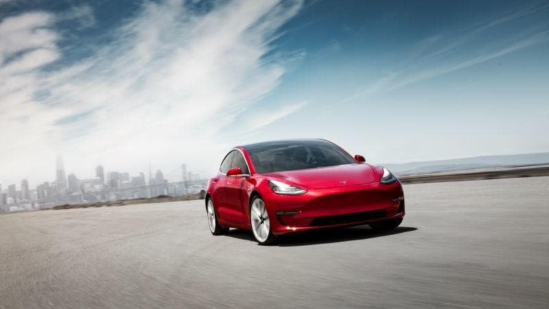 Cover Image for 35.000 US-Dollar Model 3 verschwindet aus dem Tesla Online-Store
