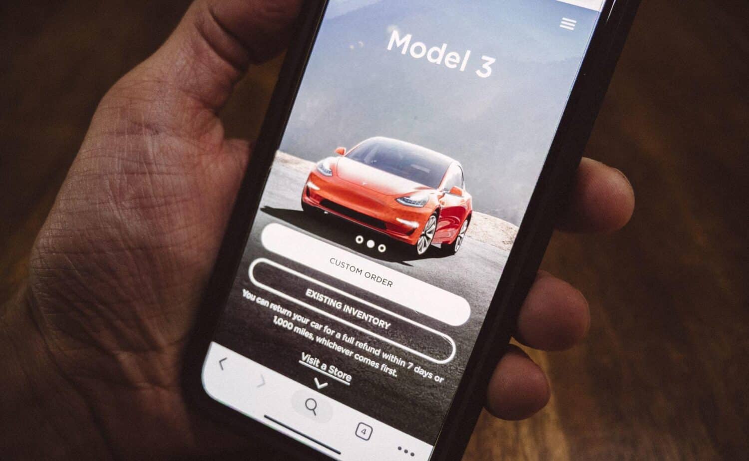 Cover Image for E-Automarkt 09/2019: Mehr Tesla Model 3 verkauft als 7 nachfolgende E-Auto-Modelle zusammen