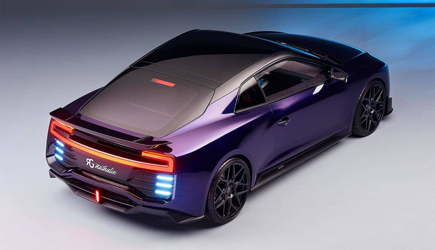 Cover Image for RG Nathalie E-Supersportwagen mit Methanol Power Cell ab Mitte 2020