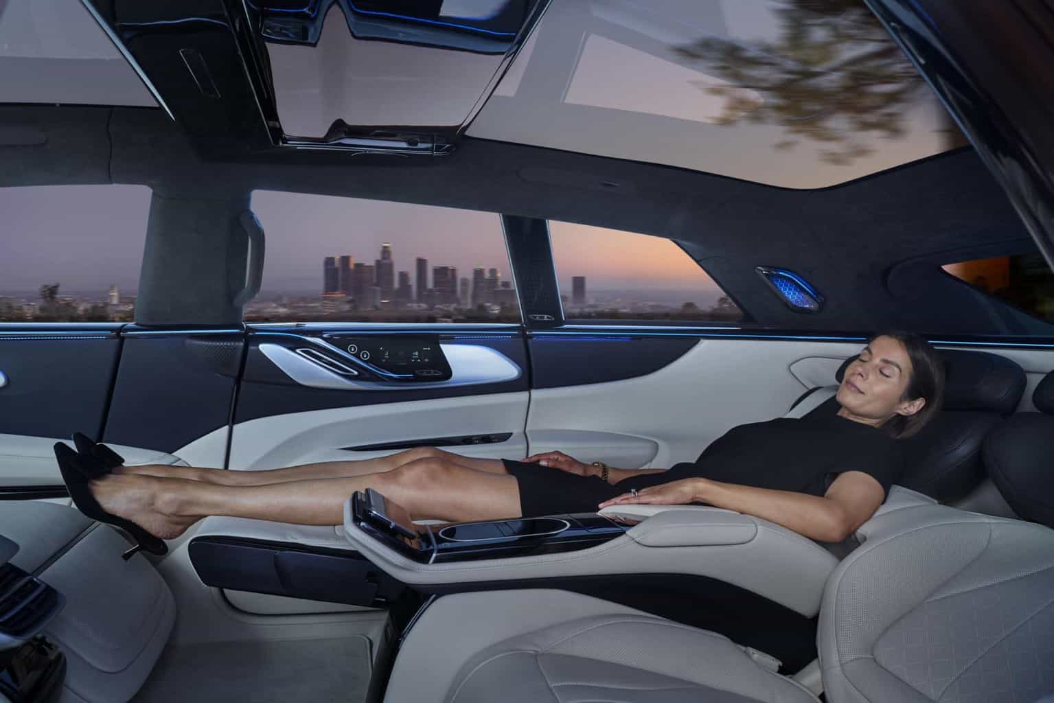 Cover Image for Faraday Future will mit Philips für mehr Wellness in Elektroautos sorgen