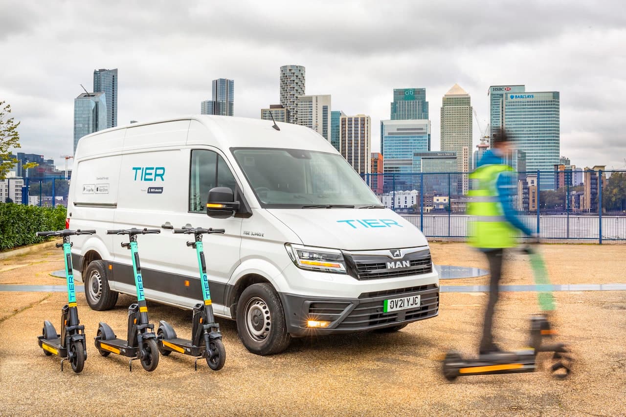 Cover Image for MAN macht europaweit die E-Scooter von TIER mobil