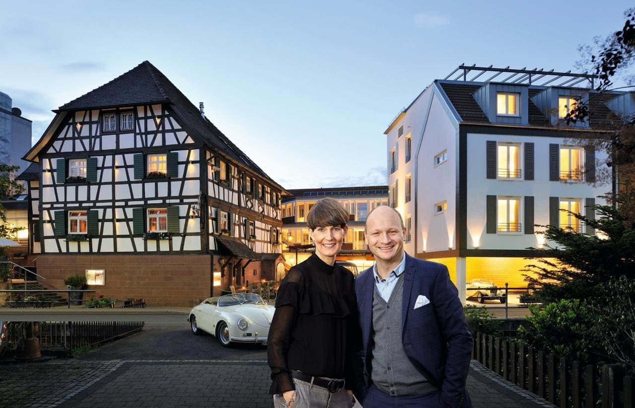 Cover Image for Dominic Müller über Nachhaltigkeit & E-Mobilität im Hotelgewerbe