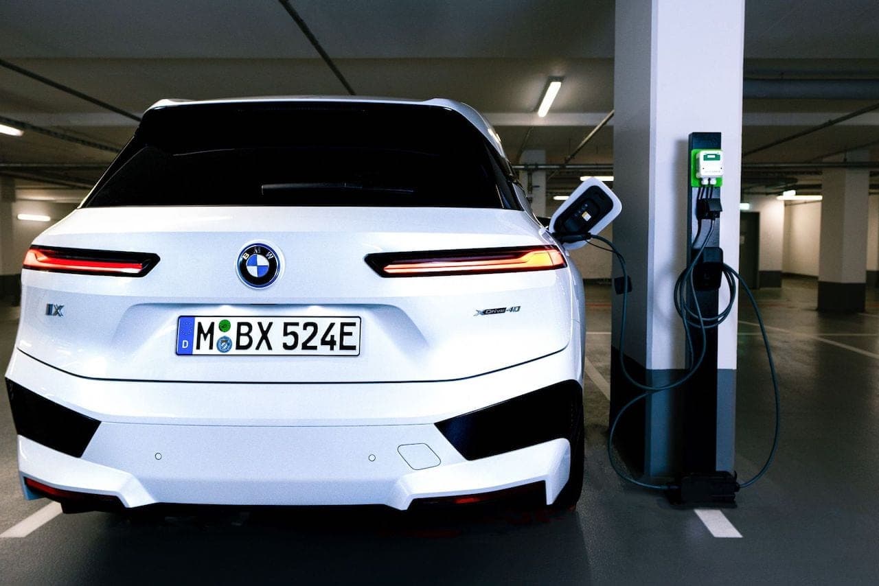 Cover Image for Ladeinfrastruktur in Tiefgaragen: BMW i Ventures investiert in HeyCharge