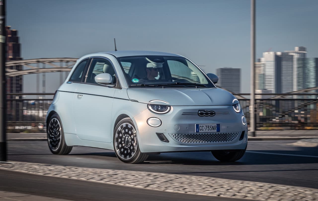 Cover Image for Neuer Fiat 500e ist Deutschlands meistverkauftes Elektroauto