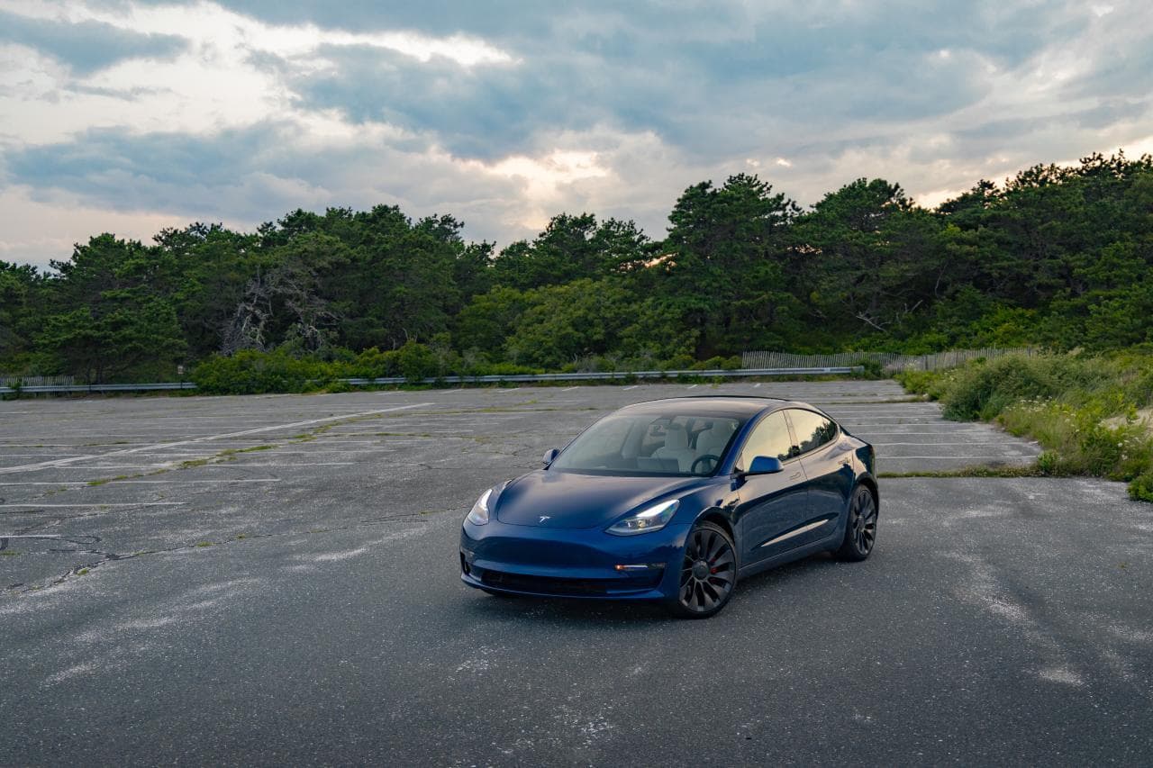 Cover Image for 12 Tage: So lange dauert es, bis sich ein gebrauchtes Tesla Model 3 verkauft