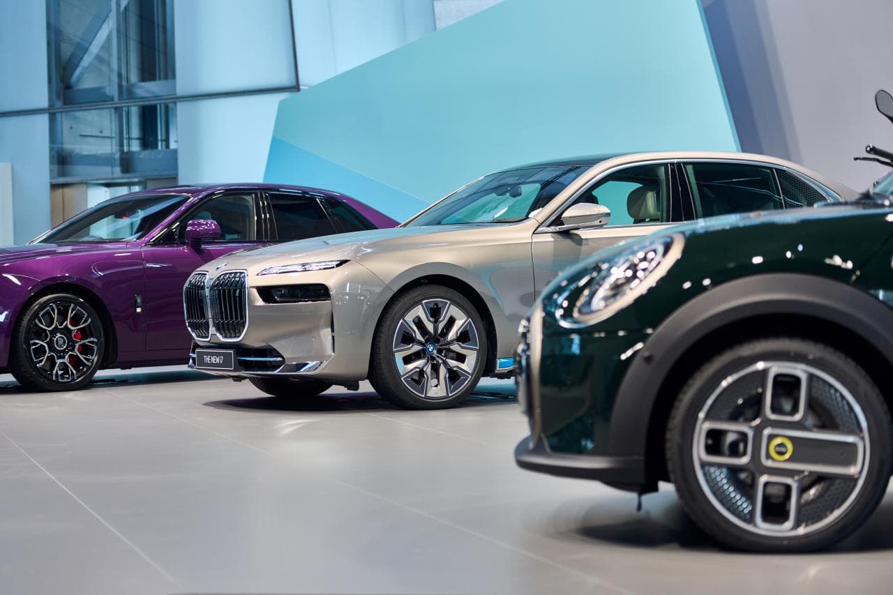 Cover Image for BMW: Profitabilität von E-Autos und Verbrenner gleichauf